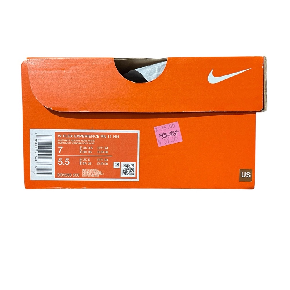 Nike Women's Gray and Black Athletic Shoes - Picture 7 of 7